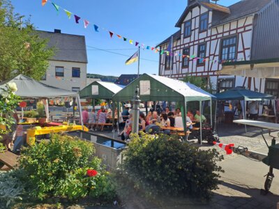 Dorffest rund um den Dorfplatz