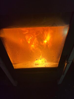 Brennender Kamin
