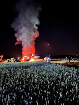B2: brennender LKW