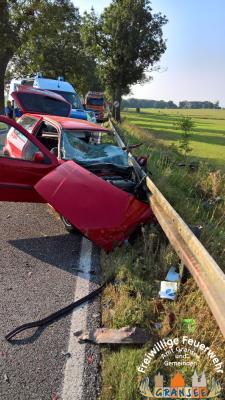 Foto des Albums: Einsatz 1775 H: VU Klemm OV B96 Abzw. Gutengermendorf - Gransee