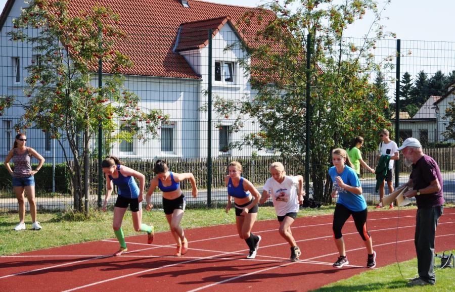 Bild: Mittelstrecke - 800m: W14