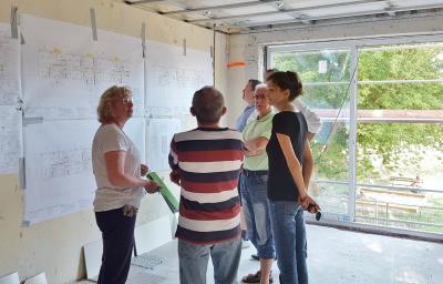 Foto des Albums: Seniorengerechtes Wohnen in Zielitz - Gemeinderat informiert sich über Baufortschritt (09. 09. 2016)