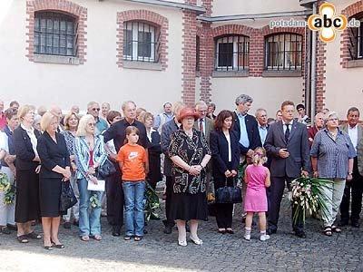Foto des Albums: Gedenkveranstaltung an den Mauerbau am Stasi-Knast (13.08.2007)