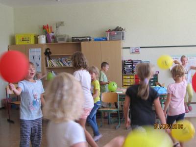 Foto des Albums: Hortangebote: Gymnastik für den ganzen Körper