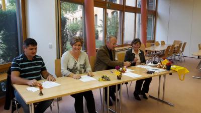 Foto des Albums: Kooperationsvereinbarung zwischen Gemeinde-Bibliothek und Schule erneuert