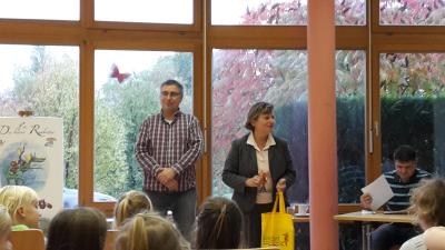 Foto des Albums: Kooperationsvereinbarung zwischen Gemeinde-Bibliothek und Schule erneuert