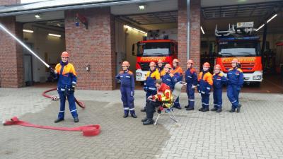 Foto des Albums: Jugendfeuerwehr Perleberg zu Gast beim Ausbildungswochenende in Elmshorn