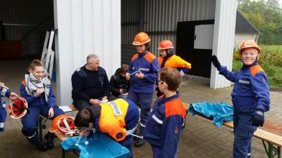 Foto des Albums: Jugendfeuerwehr Perleberg zu Gast beim Ausbildungswochenende in Elmshorn