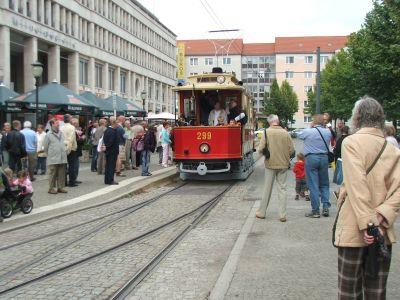 Foto des Albums: 100 Jahre Tram in Potsdam - Volksfest an der Wilhelm-Galerie Serie 2 (02.09.2007)
