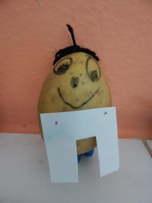 Foto des Albums: Kartoffelmännchen Klasse 3