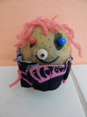 Foto des Albums: Kartoffelmännchen Klasse 3