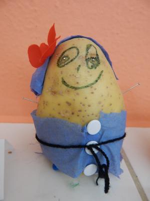 Foto des Albums: Kartoffelmännchen Klasse 3