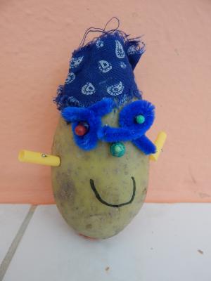 Foto des Albums: Kartoffelmännchen Klasse 3