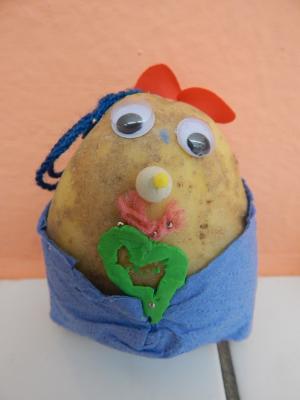 Foto des Albums: Kartoffelmännchen Klasse 3