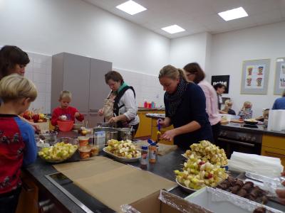 Foto des Albums: Früchtebasar Klasse 2a