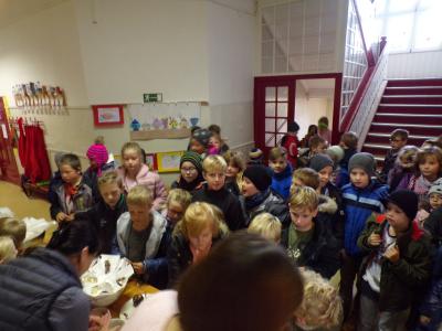 Foto des Albums: Früchtebasar Klasse 2a