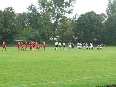 Foto des Albums: SV Babelsberg II vs. SV Altlüdersdorf (08.09.2007)