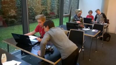 Foto des Albums: Die Klasse 6b in Kiel: Theorie zum Anfassen
