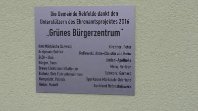Foto des Albums: Einweihung des Brunnens am Grünen Bürgerzentrum (15. 11. 2016)