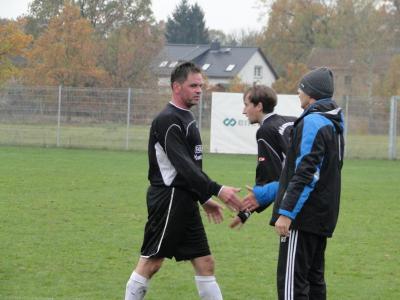 Foto des Albums: FC Falkenthaler Füchse II - Häsener SV II
