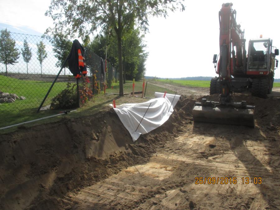 Bild: OT Wietstock, Märkisch-Wilmersdorfer-Weg: Vorbereitung Baugrube Sedimentationsanlage