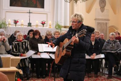 Foto des Albums: Adventssingen mit dem Gemischten Chor Heiligengrabe (26.11.2016)