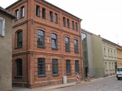 Foto des Albums: Stand der Bauarbeiten am neuen Verwaltungsstandort der Stadt Wittstock/Dosse (25.09.2007)