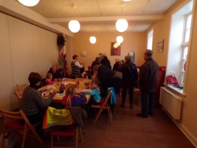 Foto des Albums: Adventsmarkt zum Adventssingen der Schulchöre in der Kirche Crivitz