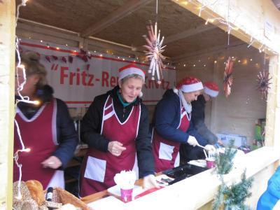 Foto des Albums: Adventsmarkt zum Adventssingen der Schulchöre in der Kirche Crivitz