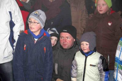 Foto des Albums: Walddrehnaer Weihnachtsmarkt - Weihnachtsmann kommt in diesem Jahr mit dem Trabi (Bilder: Dietmar Becker)