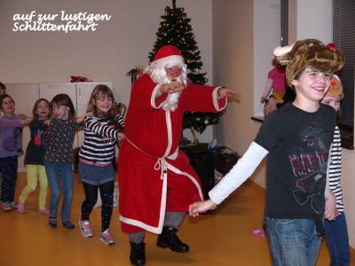 Foto des Albums: Kinderweihnachtsfest bei Blau-Weiss