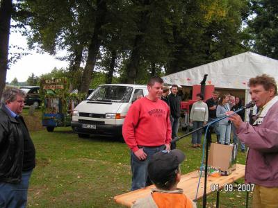 Foto des Albums: Erntefest in Groß Haßlow  (01.09.2007)