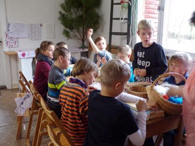 Foto des Albums: Weihnachtsprojekt der 4. Klassen im Forsthof Dümmer