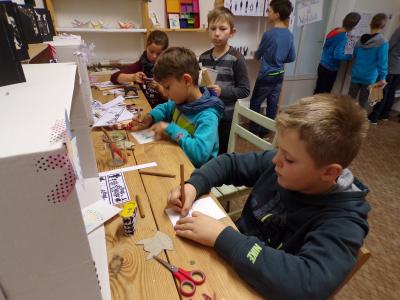 Foto des Albums: Weihnachtsprojekt der 4. Klassen im Forsthof Dümmer