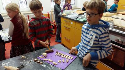 Foto des Albums: Projekttag in der Vorweihnachtszeit Klasse 2a