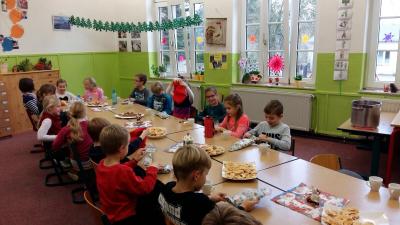 Foto des Albums: Projekttag in der Vorweihnachtszeit Klasse 2a