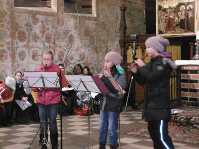 Foto des Albums: Vielfältige Programme zum Adventsmarkt in Parchim