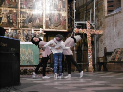 Foto des Albums: Vielfältige Programme zum Adventsmarkt in Parchim