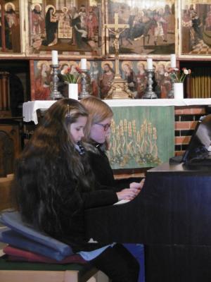 Foto des Albums: Vielfältige Programme zum Adventsmarkt in Parchim