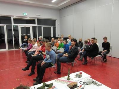 Foto des Albums: Lesewettbewerb in der Grundschule (19.12.2016)