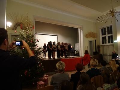 Foto des Albums: Weihnachtsprogramm der Carl-Diercke-Oberschule (14.12.2016)