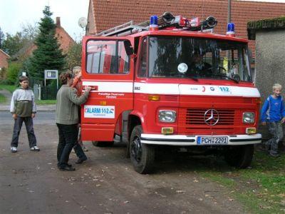 Foto des Albums: 85 Jahre Feuerwehr Herzfeld (29. 09. 2007)