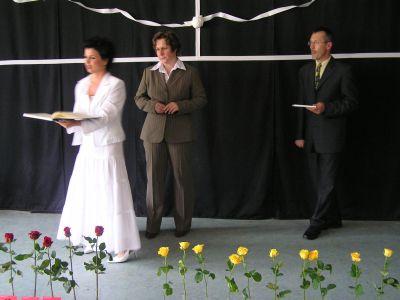 Foto des Albums: Zeugnisausgabe an der Schule Glöwen (29. 06. 2006)