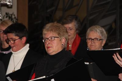Foto des Albums: Adventskonzert in der St. Barbara-Kirche Lindhorst