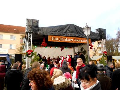 Foto des Albums: Theaterauftritt auf dem Adventsmarkt (27.11.2016)