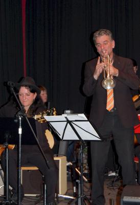 Foto des Albums: Lulu Big Band konzertiert im Zebef