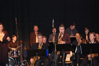 Foto des Albums: Lulu Big Band konzertiert im Zebef