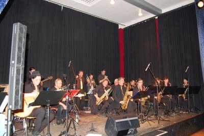 Foto des Albums: Lulu Big Band konzertiert im Zebef