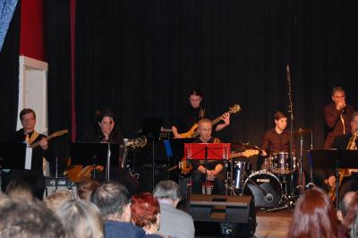 Foto des Albums: Lulu Big Band konzertiert im Zebef