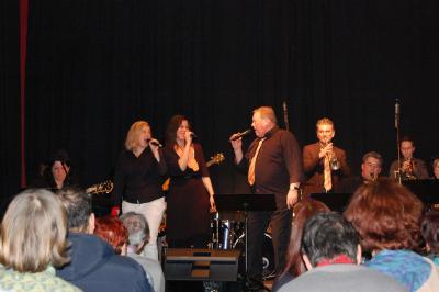 Foto des Albums: Lulu Big Band konzertiert im Zebef